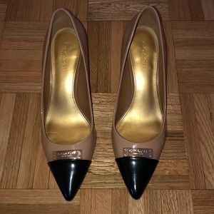 Coach Black & Tan Patent Leather Pumps